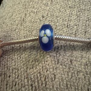 Pandora white flower Murano on blue sterling silver charm bead
